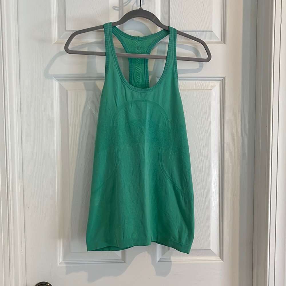 Lululemon Run: Swiftly Tech Racerback Very Green 10